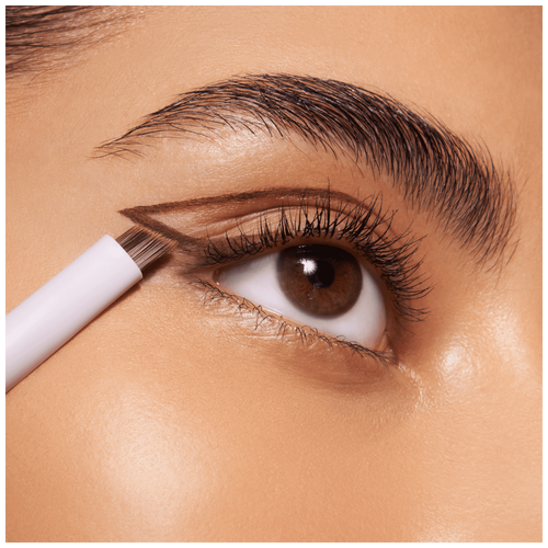 eyeliner brush