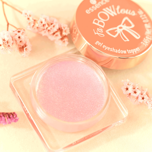 FaBOWlous gel eyeshadow topper