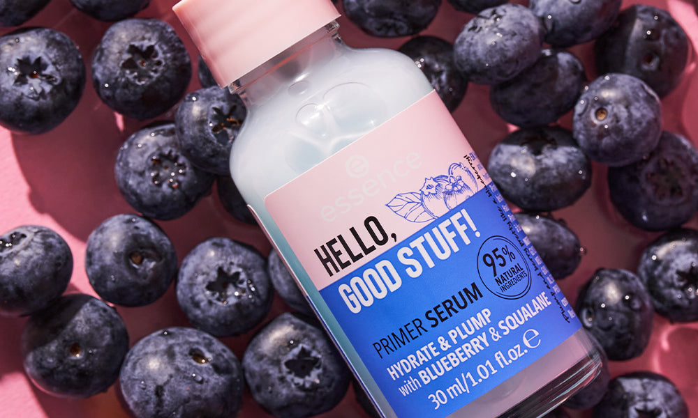Plumping Serum Product With Blueberry Extract
