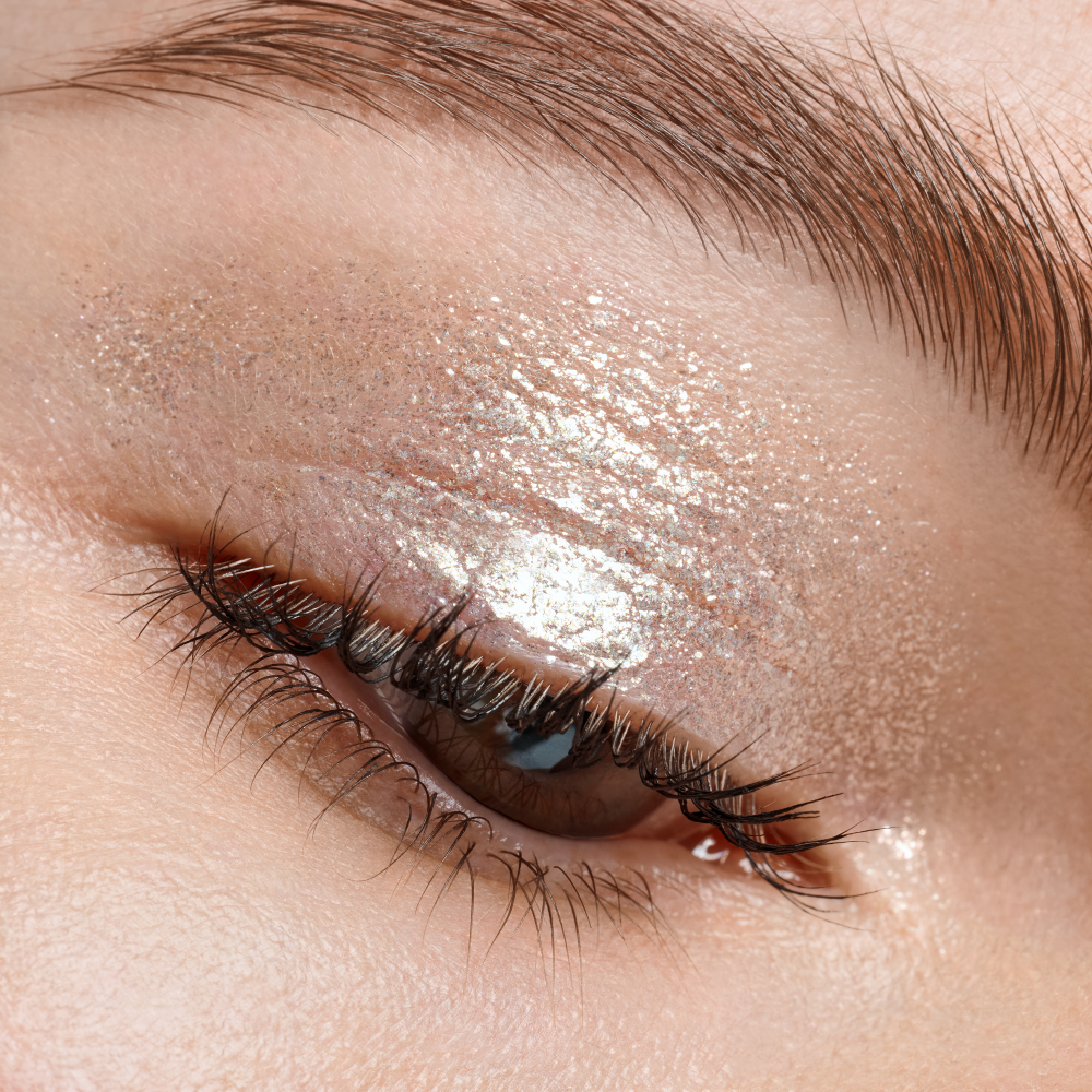 01 Golden Glam