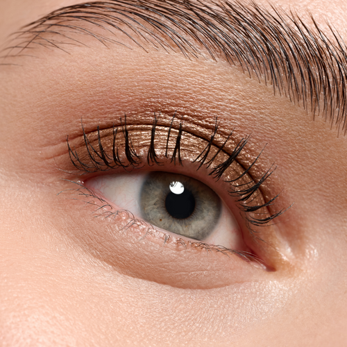 mono eyeshadow pearly